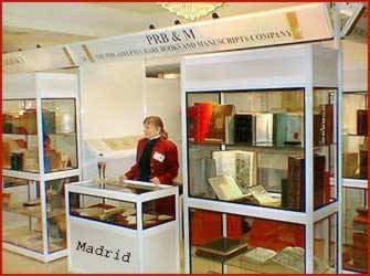 Cynthy at a bookfair in Madrid